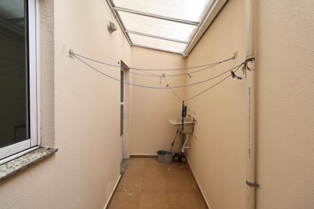 Apartamento à venda com 42m², 2 quartos e 1 vaga Apartamento à venda com 42m², 2 quartos e 1 vagaLavanderia