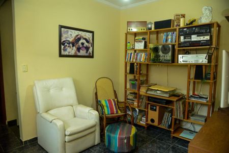 Foto 14 de casa à venda com 4 quartos, 262m² em Vila Carrão, São Paulo