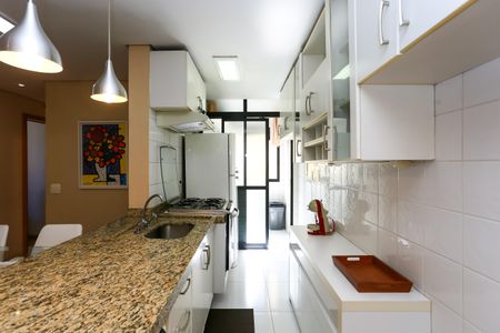 Apartamento à venda com 58m², 2 quartos e 2 vagascozinha