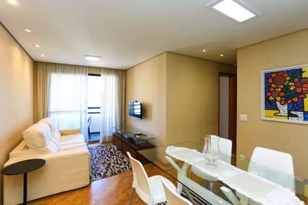 Sala  de apartamento à venda com 2 quartos, 58m² em Santo Amaro, São Paulo