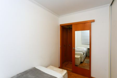 Apartamento à venda com 58m², 2 quartos e 2 vagasquarto 1