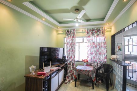 Sala de casa para alugar com 2 quartos, 150m² em Olinda, Nilópolis