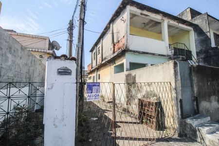 Casa para alugar com 150m², 2 quartos e sem vaga Casa para alugar com 150m², 2 quartos e sem vagaFachada