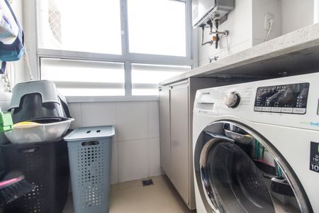 Apartamento à venda com 71m², 3 quartos e 1 vaga Apartamento à venda com 71m², 3 quartos e 1 vagaÁrea de Serviço