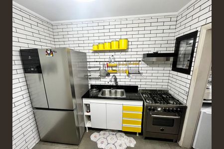 Apartamento à venda com 96m², 3 quartos e 2 vagas Apartamento à venda com 96m², 3 quartos e 2 vagasCozinha