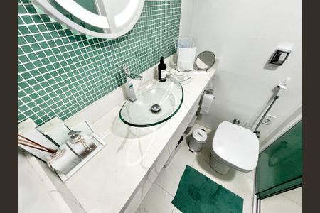 Apartamento à venda com 96m², 3 quartos e 2 vagas Apartamento à venda com 96m², 3 quartos e 2 vagasBanheiro da Suíte