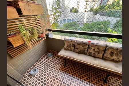 Apartamento à venda com 96m², 3 quartos e 2 vagas Apartamento à venda com 96m², 3 quartos e 2 vagasVaranda da Sala