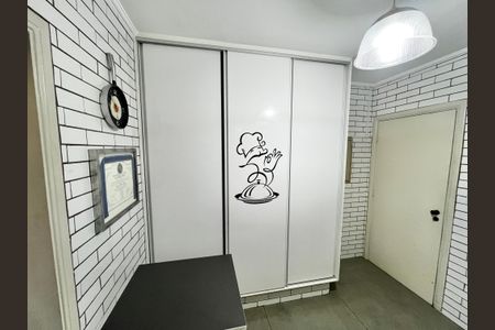 Apartamento à venda com 96m², 3 quartos e 2 vagas Apartamento à venda com 96m², 3 quartos e 2 vagasCozinha