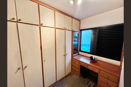 Apartamento à venda com 96m², 3 quartos e 2 vagas Apartamento à venda com 96m², 3 quartos e 2 vagasQuarto 3