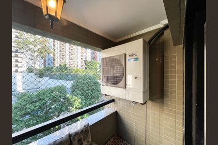 Apartamento à venda com 96m², 3 quartos e 2 vagas Apartamento à venda com 96m², 3 quartos e 2 vagasVaranda da Sala