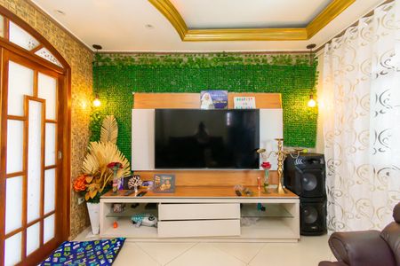 Casa para alugar com 220m², 4 quartos e 1 vaga Casa para alugar com 220m², 4 quartos e 1 vagaSala