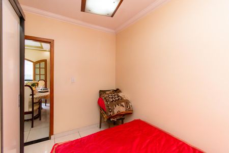 Casa para alugar com 220m², 4 quartos e 1 vaga Casa para alugar com 220m², 4 quartos e 1 vagaQuarto