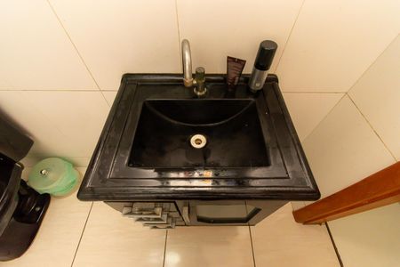 Casa para alugar com 220m², 4 quartos e 1 vaga Casa para alugar com 220m², 4 quartos e 1 vagaBanheiro da Suíte