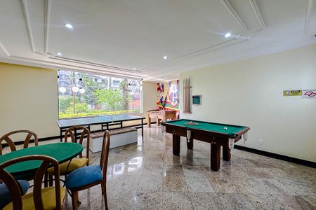 Apartamento à venda com 122m², 4 quartos e 2 vagasSala de Jogos