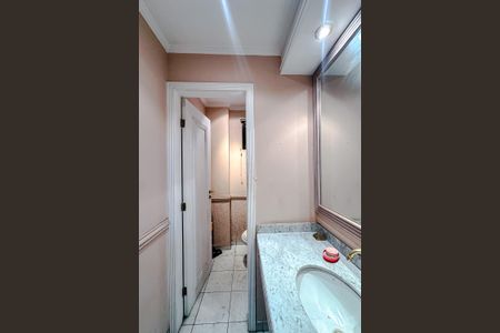 Apartamento à venda com 122m², 4 quartos e 2 vagasLavabo