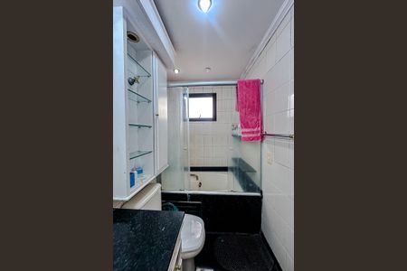 Apartamento à venda com 122m², 4 quartos e 2 vagasBanheiro da Suíte