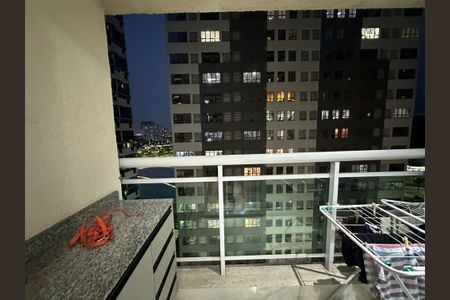 Apartamento à venda com 57m², 2 quartos e 1 vagaVaranda