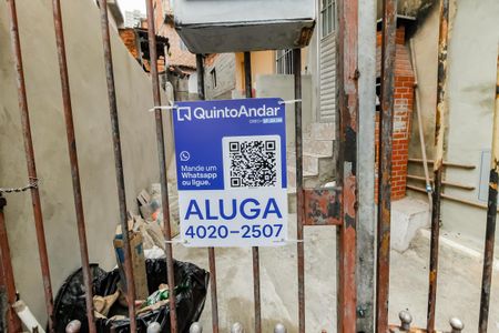 Casa para alugar com 21m², 1 quarto e sem vaga Casa para alugar com 21m², 1 quarto e sem vagaPortão