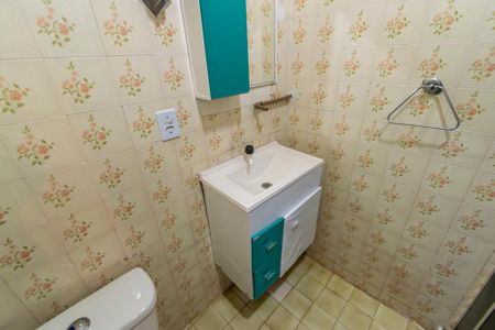 Casa à venda com 558m², 5 quartos e sem vaga Casa à venda com 558m², 5 quartos e sem vagaCasa 1 - Banheiro