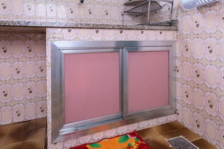 Casa à venda com 558m², 5 quartos e sem vaga Casa à venda com 558m², 5 quartos e sem vagaCasa 1 - Cozinha