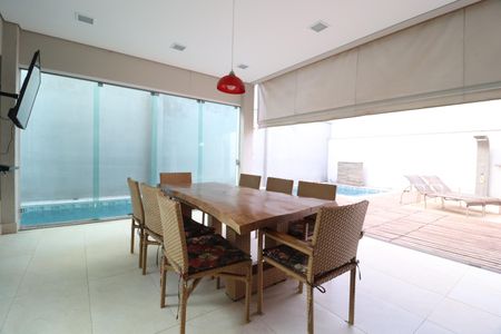 Casa de condomínio para alugar com 352m², 4 quartos e 2 vagasÁrea comum