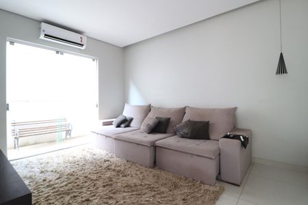 Casa de condomínio para alugar com 352m², 4 quartos e 2 vagasSala