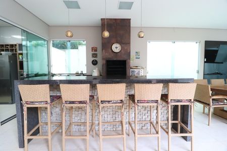 Casa de condomínio para alugar com 352m², 4 quartos e 2 vagasÁrea comum