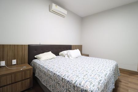 Casa de condomínio para alugar com 352m², 4 quartos e 2 vagasSuíte