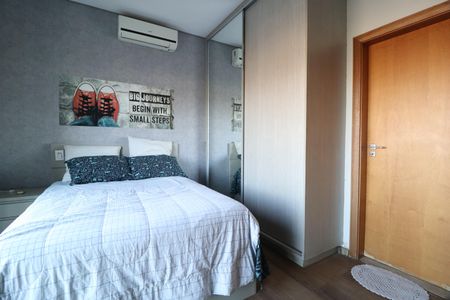 Casa de condomínio para alugar com 352m², 4 quartos e 2 vagasSuíte 3