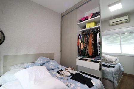 Casa de condomínio para alugar com 352m², 4 quartos e 2 vagasSuíte 2