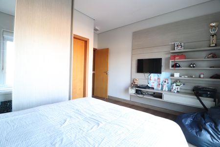 Casa de condomínio para alugar com 352m², 4 quartos e 2 vagasSuíte 3