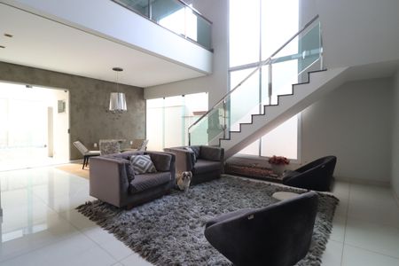 Casa de condomínio para alugar com 352m², 4 quartos e 2 vagasSala