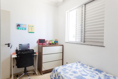 Apartamento à venda com 100m², 3 quartos e 2 vagasquarto 1