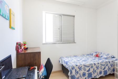 Apartamento à venda com 100m², 3 quartos e 2 vagasquarto 1