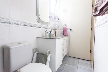 Apartamento à venda com 100m², 3 quartos e 2 vagasBanheiro da Suíte