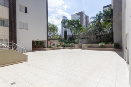 Apartamento à venda com 100m², 3 quartos e 2 vagasÁrea comum - Piscina