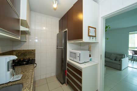 Apartamento à venda com 88m², 3 quartos e 2 vagasCOZINHA
