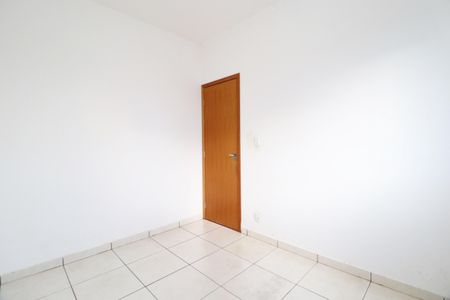 Quarto 1 de apartamento para alugar com 2 quartos, 52m² em Granada, Uberlândia