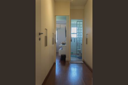 Apartamento à venda com 144m², 3 quartos e 2 vagasCloset da suíte 1