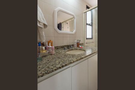 Apartamento à venda com 140m², 3 quartos e 2 vagasBanheiro da Suíte