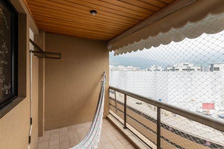 Apartamento à venda com 140m², 3 quartos e 2 vagasVaranda da Suíte