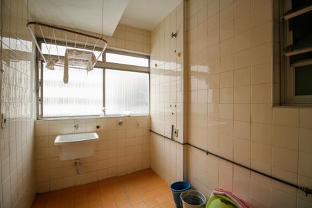 Apartamento à venda com 85m², 2 quartos e 1 vagaÁrea de Serviço