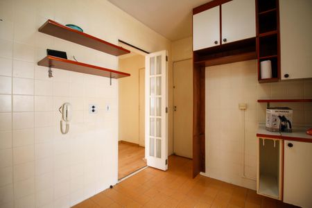 Apartamento à venda com 85m², 2 quartos e 1 vagaCozinha