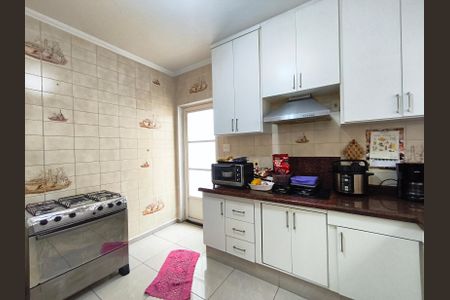 Casa à venda com 350m², 3 quartos e 3 vagasCozinha