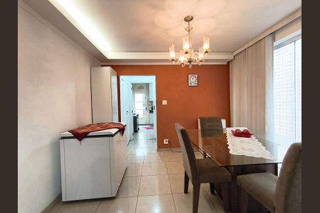 Casa à venda com 350m², 3 quartos e 3 vagasSala