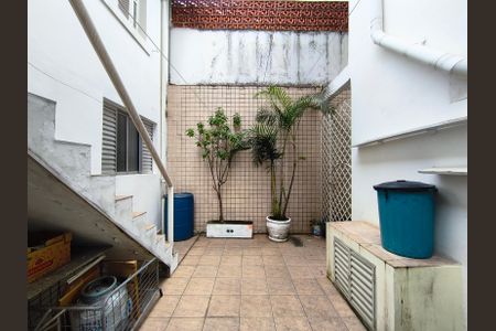 Casa à venda com 350m², 3 quartos e 3 vagasQuintal