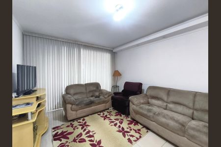 Casa à venda com 350m², 3 quartos e 3 vagasSala