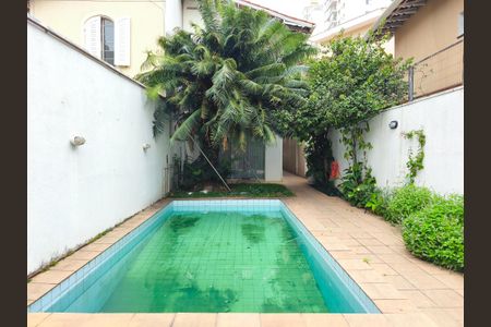 Casa à venda com 350m², 3 quartos e 3 vagasÁrea da entrada