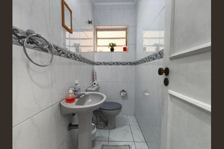 Casa à venda com 350m², 3 quartos e 3 vagasLavabo