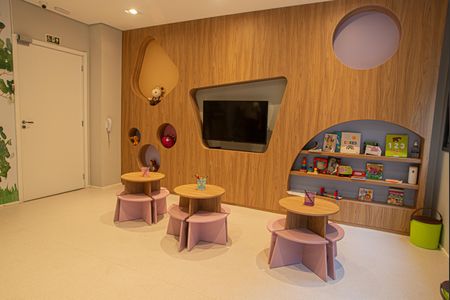 Apartamento para alugar com 29m², 1 quarto e sem vaga Apartamento para alugar com 29m², 1 quarto e sem vagaÁrea comum - Brinquedoteca